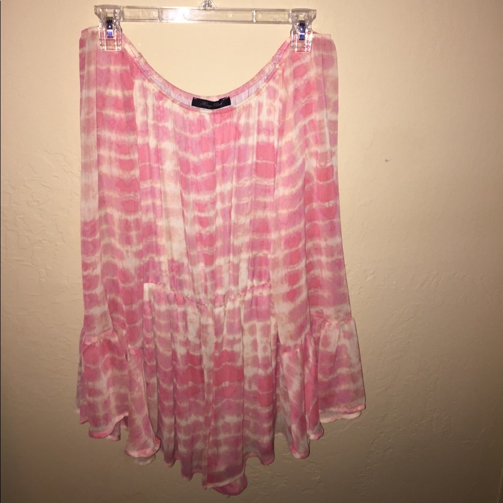 Honey punch LUCCA off the shoulder romper small